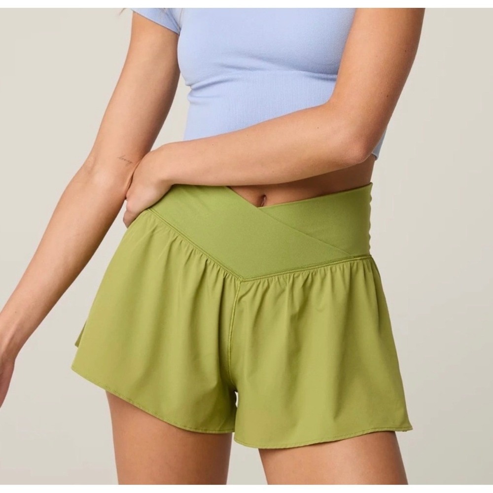 Aerie Offline Real Me Crossover Flowy Shorts Crew Green Active Skort size Small